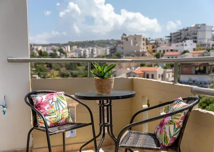 71!charming Flat In Chania Apartman