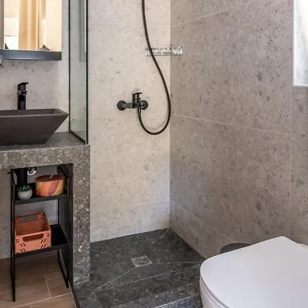 71!charming Flat In Chania Appartement